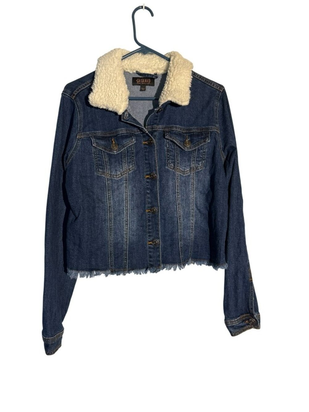 Shyanne Sherpa Collar Frayed Hem Cropped Denim Trucker Jacket L